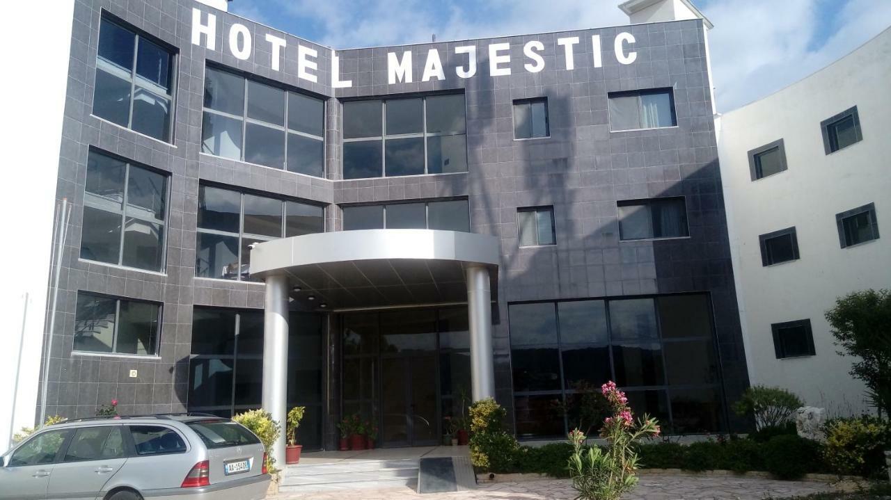 Hotel Majestic Ксамил Экстерьер фото